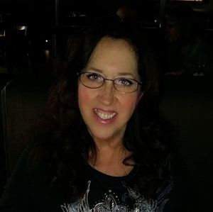 Meet your Posher, Sondra